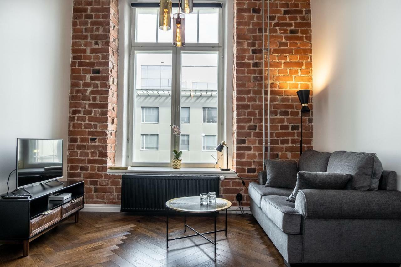 Thomas' Home - Trendy, Central & Balcony Tallinn Exteriör bild